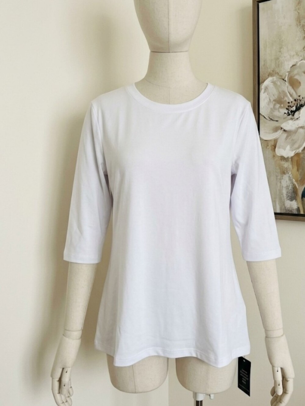 Dressin White 3/4 Sleeve Top Size XXL Firm Stretch Sculpting
